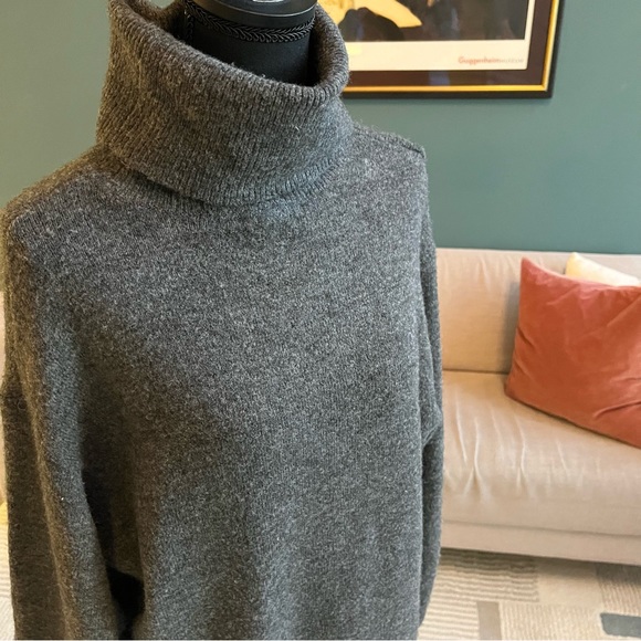 2 for $29 | Long Turtleneck Wool-Blend Sweater | H&M - Picture 4 of 5